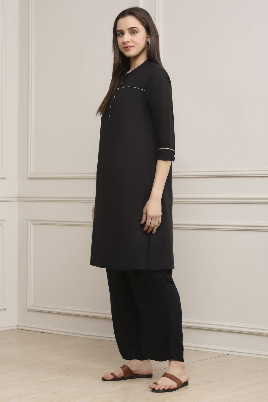 Jet Black Pintuck Kurta Set — view 3