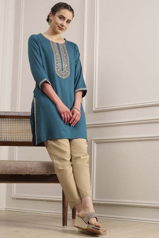 Teal Embroidered Straight Kurta